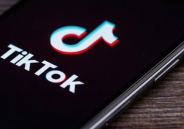 TikTok an Makin Asyik dengan Topping TikTok dari by.U