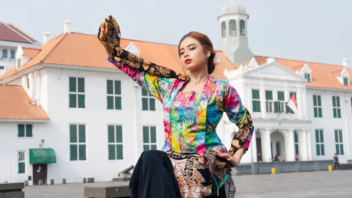 Cara Memilih Baju Batik Modern yang Tepat dan Elegan