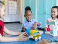 Ide Belajar Sambil Bermain Edukatif untuk Melatih Motorik Anak